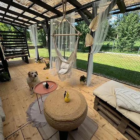 Сasa de vacaciones Tiny House V Balijském Stylu V Srdci Slovácka Uhersky Ostroh