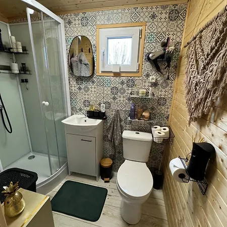 Tiny House V Balijském Stylu V Srdci Slovácka Сasa de vacaciones *