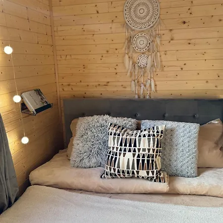 Tiny House V Balijském Stylu V Srdci Slovácka Uhersky Ostroh