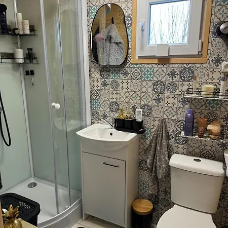 בית נופש Tiny House V Balijskem Stylu V Srdci Slovacka Uhersky Ostroh