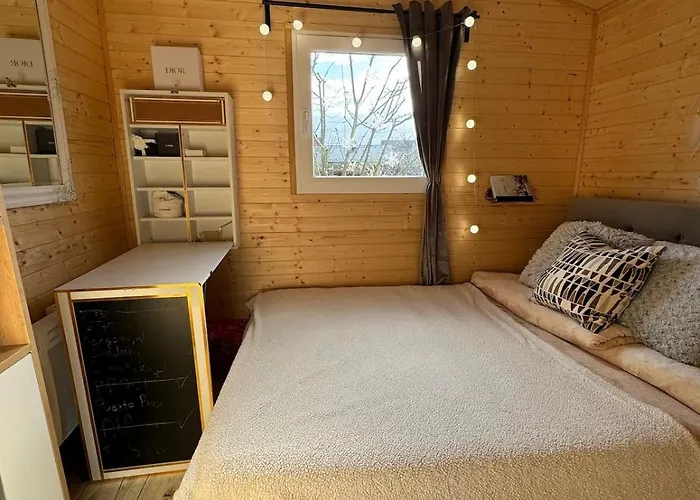 Tiny House V Balijskem Stylu V Srdci Slovacka Semesterbostad Uhersky Ostroh