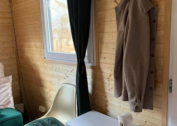 Tiny House V Balijskem Stylu V Srdci Slovacka Uhersky Ostroh