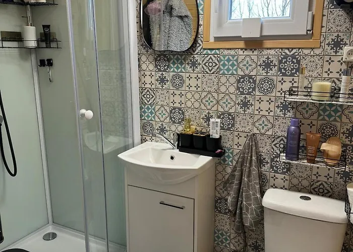 Semesterbostad Tiny House V Balijskem Stylu V Srdci Slovacka Uhersky Ostroh